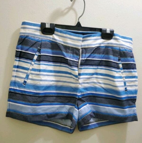 🆕 J.CREW  - NWT DIFFERENT SHADES OF  BLUE SHORTS - Picture 1 of 3